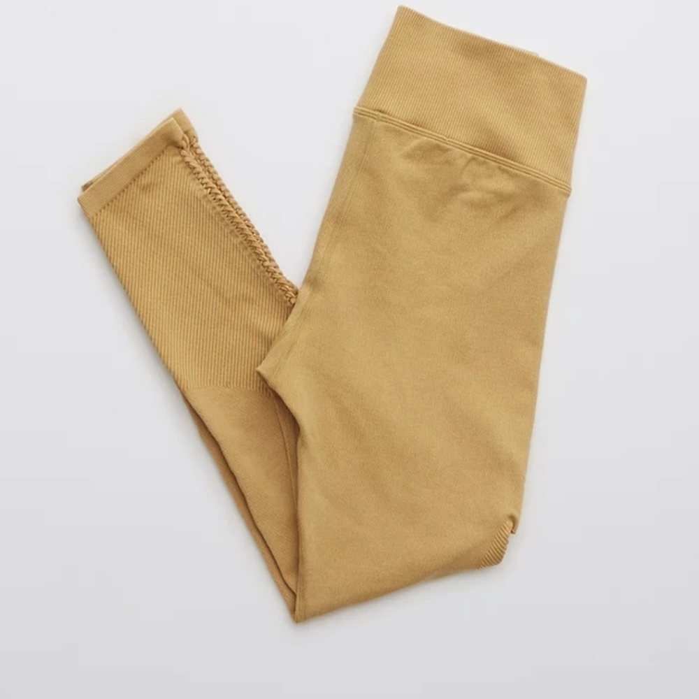 Offline Seamless Macrame high waisted Mustard Yellow leggings Side Detail Sz L - Picture 2 of 10